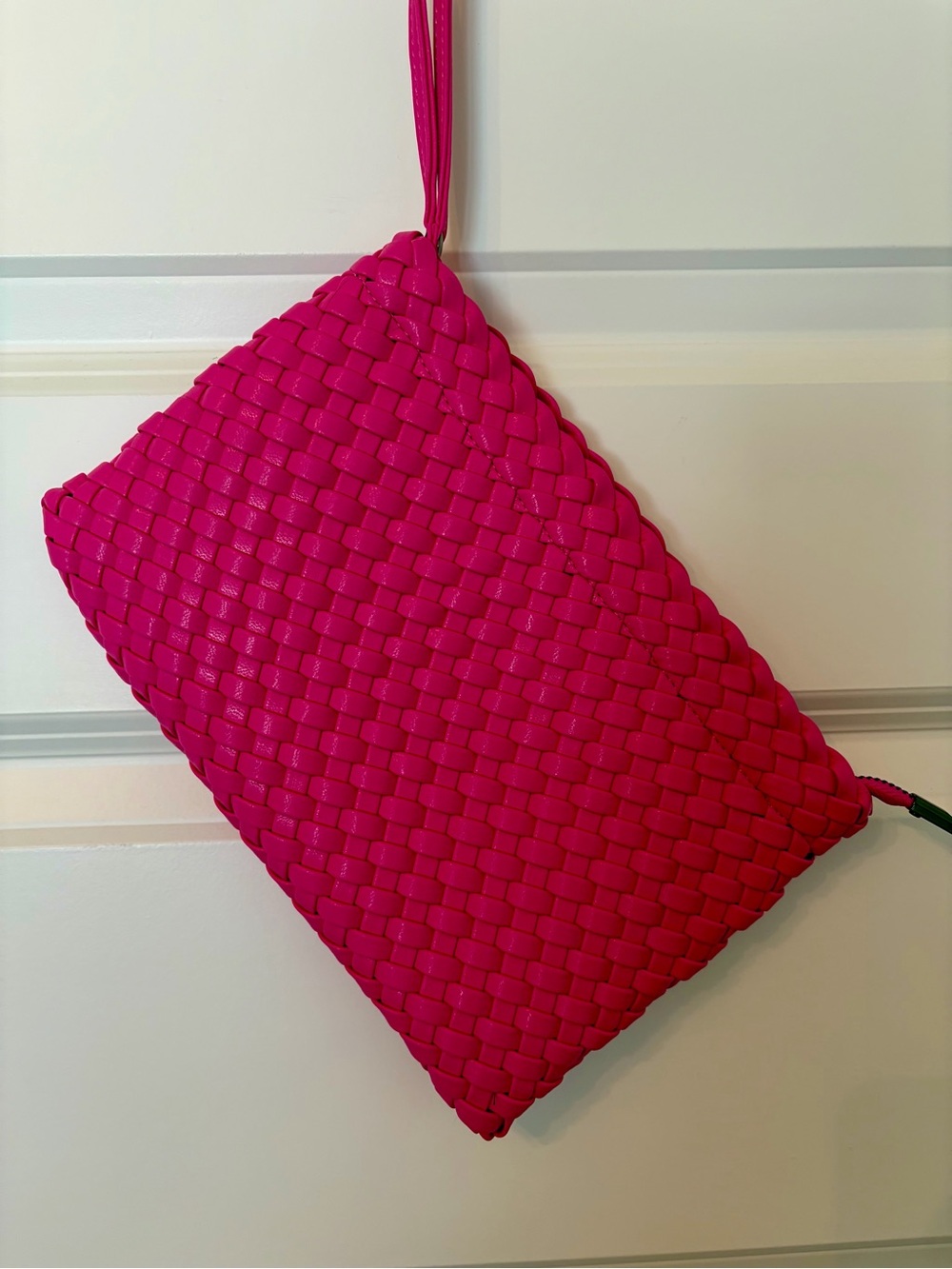 NWOT Woven Wristlet Clutch - Hot Pink - Picture 2 of 3